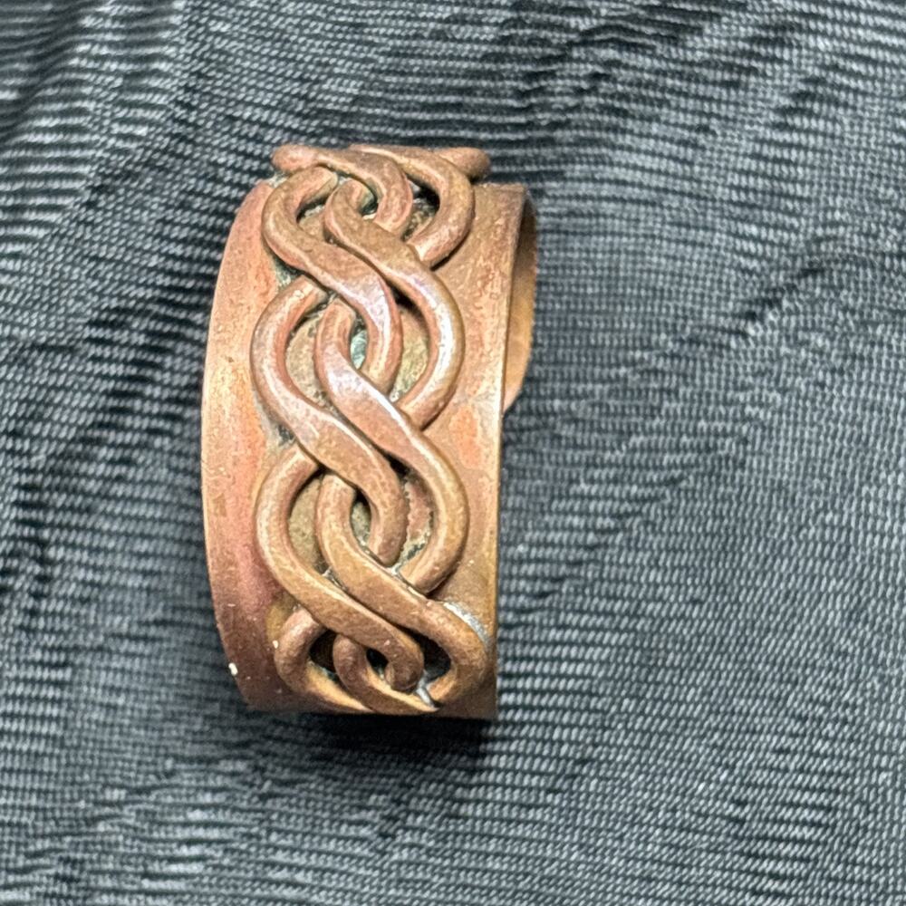 Vintage Hand. Made Artisan Copper Adjustable Ring Swirl Braided Design .5” Wide